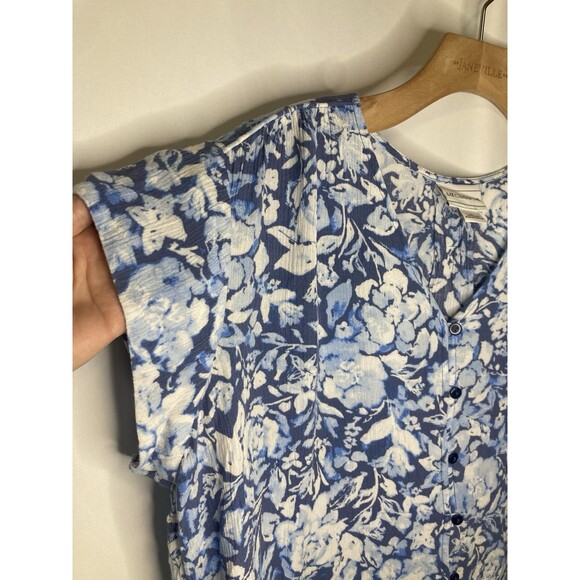 Liz Claiborne Summer Blouse Peasant L Blue Floral Top Button Up Sheer V-Neck - Picture 3 of 7